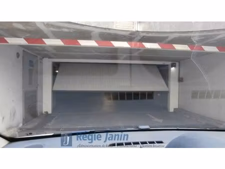 garage - 45/47 rue raoul servant-entree 56 rue jaboulay lyon 7