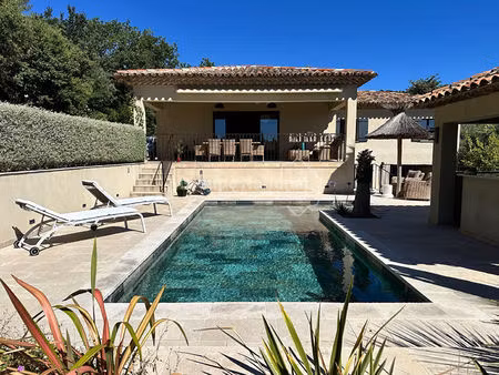 villa piscine garage le luc 155m²