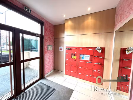 appartement le bourget 3 pièce(s) 62.80 m2