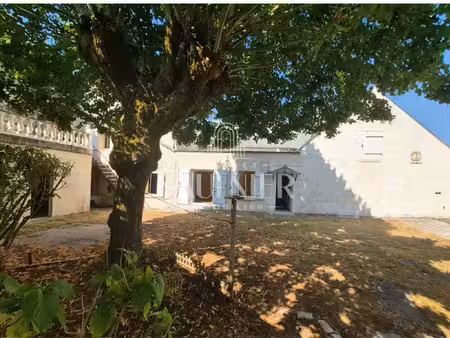 exclusivité maison de caractère proche de montrichard !