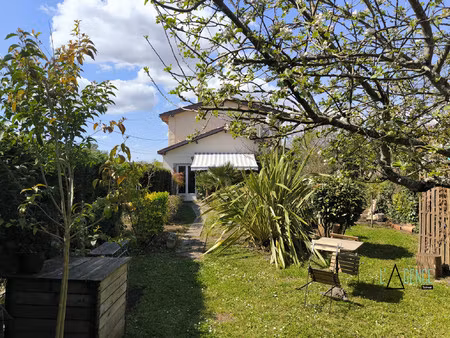 maison à vendre vertheuil