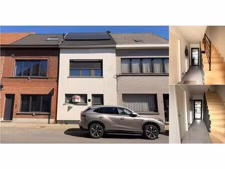 maison à louer à pastoor claeysstraat 5 sint-gillis-bij-dendermonde (rbv79390)