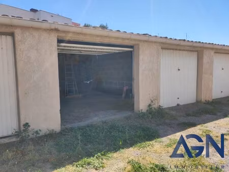 à vendre : garage de 25m² à agde