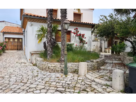 maison royan m² t-6 à vendre  332 300 €