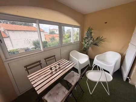 deux pièces de 30m² avec balcon et parking