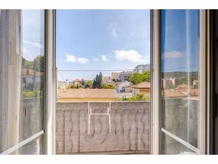 nice- bas cimiez- arene de cimiez- maison de ville 3/4p