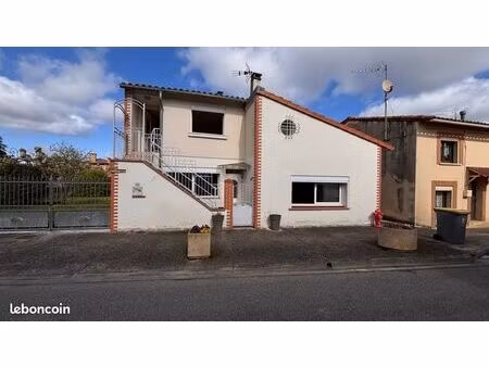 maison de village capens