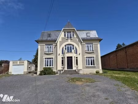 maison 8 pièces 283 m²