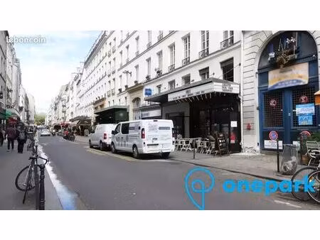 parking/box 12 m² paris 10
