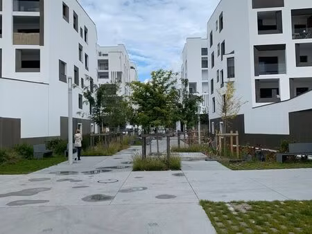 parking bouscat hypercentre mairie