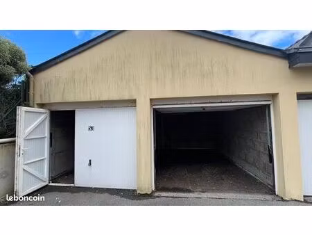 garage double à louer