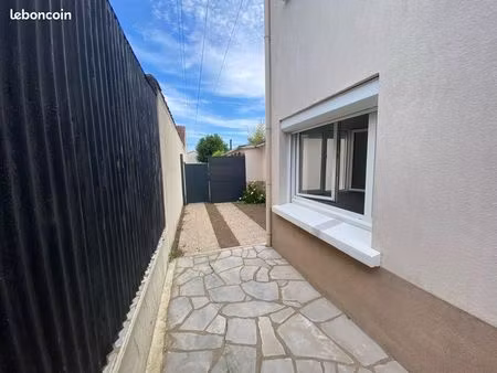 maison - 4 pièces - 1250