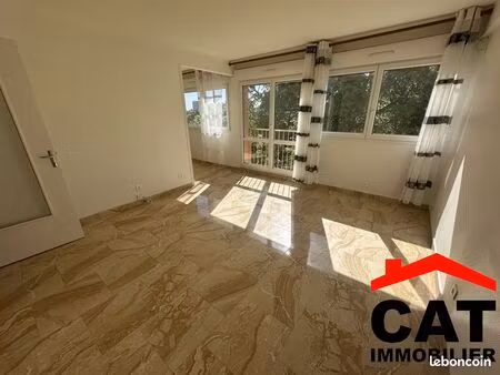 appartement 3 pièces 65 m²