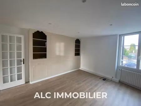 studio 1 pièce 30 m²