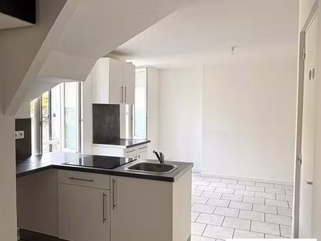 appartement 3 pièces 42 m²