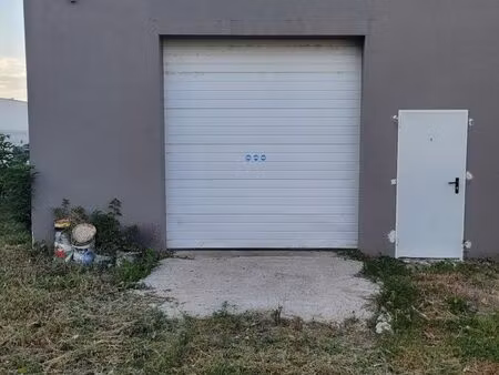 dépôt à louer metz/ woippy