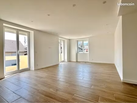 apparemment rénové t4 barberaz