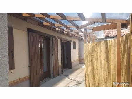 a louer appartement à pont-sur-yonne