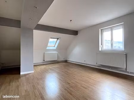 appartement 3 pièces 75 m²