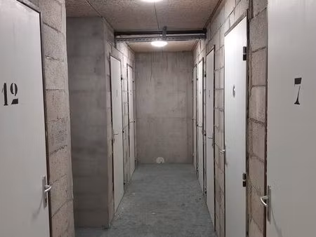 cave 2m2