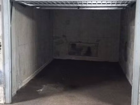 garage box fermé dans résidence sécurisée estienne d’orves – saint philippe