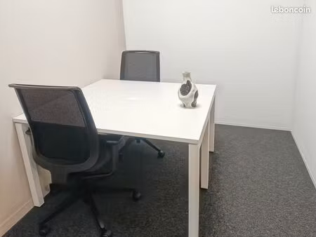 bureau privé à louer pour 2 personnes à marignane  floricity