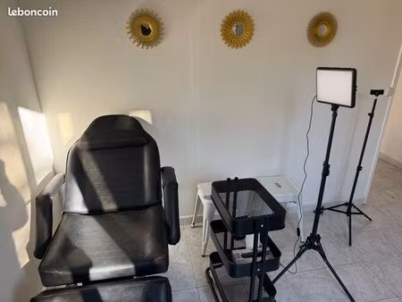 location d’une pièce 12 m2 idéal pro beauté
