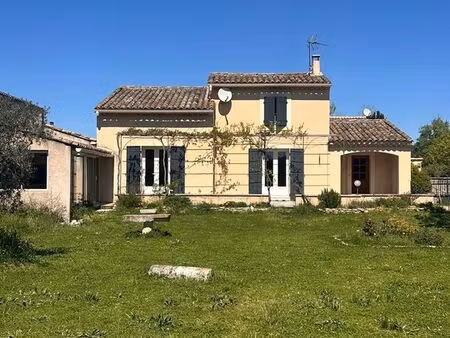 maison 6 pièces 148 m²