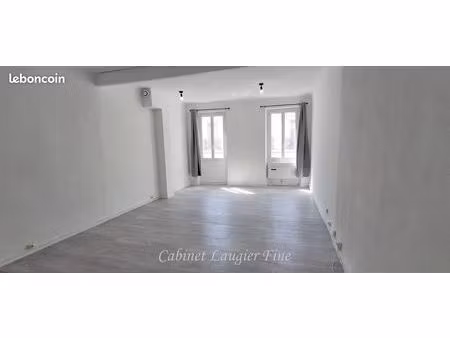studio 1 pièce 38 m²