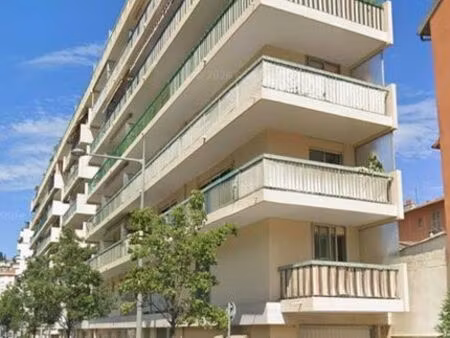 vente local entrepôt 15m3