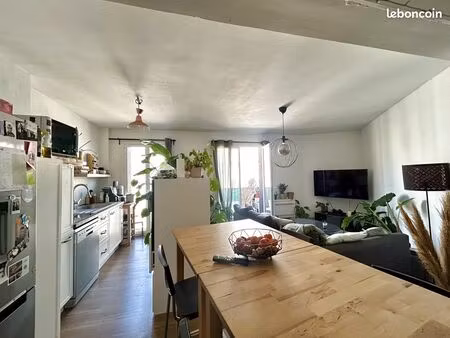 appartement 2 pièces 54 m²