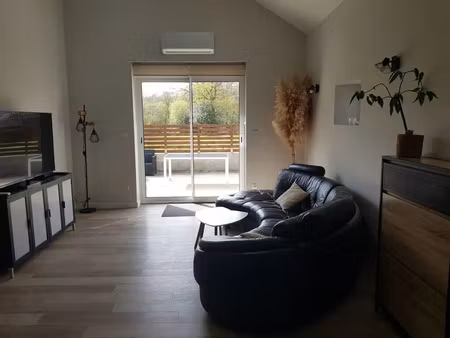 location meublée appartement 1 pièce 45 m² à cournon (56200)  680 €