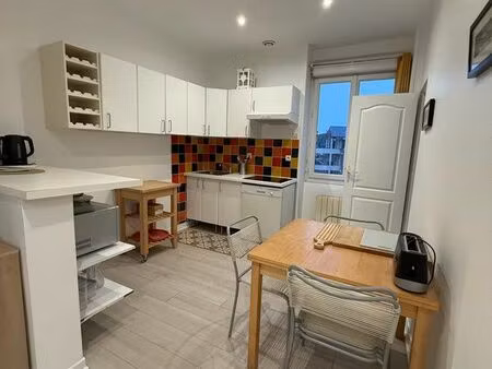 appartement t2 meublé se situant à 60 m du casino