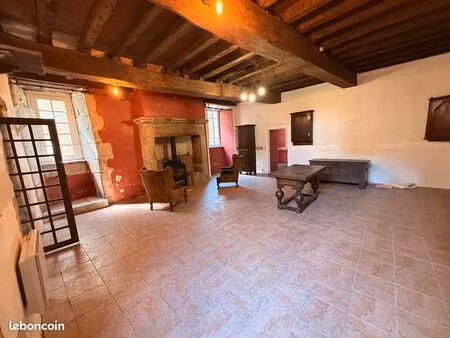 maison médiévale de 180 m² au coeur de la cité de moncontour