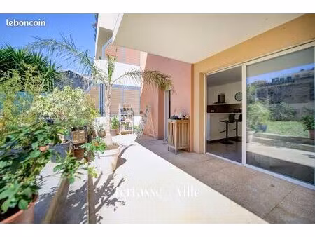 appartement 2 pièces 47 m²