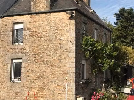 maison de bourg en pierre