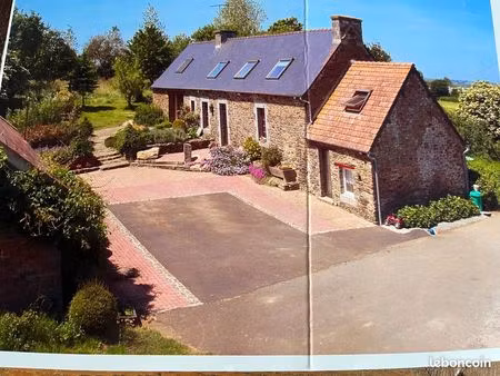 maison rurale - 8500 m2 de terrain