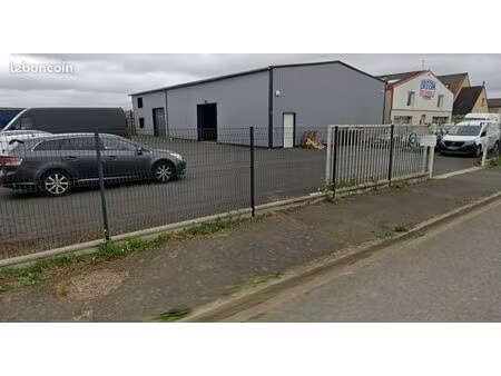 location bâtiment industriel 180m2