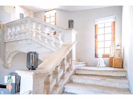 vente maison piscine à luçon (85400) : à vendre piscine / 429m² luçon
