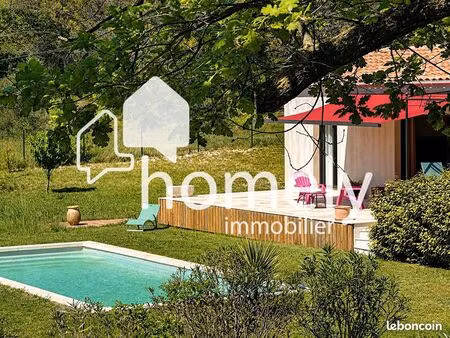 propriété 5 pièces 174 m²