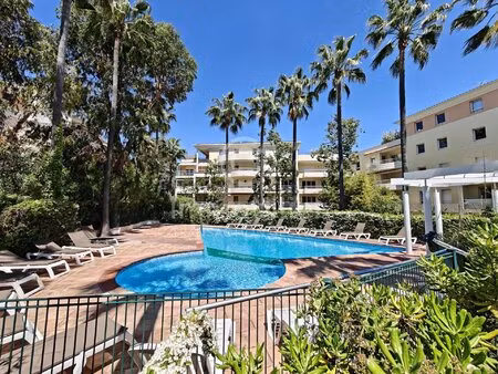 t2 49m² rez-de-jardin sud ouest parking+cave