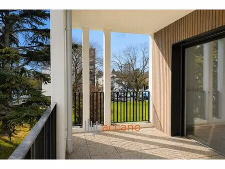 grand t3 avec vue sur les arbres