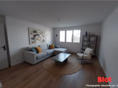 appartement t3 rénové – île de nantes – hyper centre