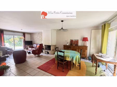 exclusivité maison de plain-pied au coeur du val de la cavé