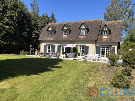 pavillon avec sous sol au calme