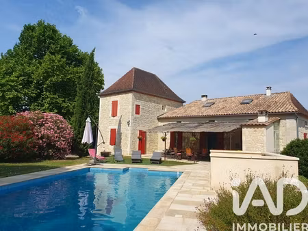 vente maison traditionnelle 7 pièces