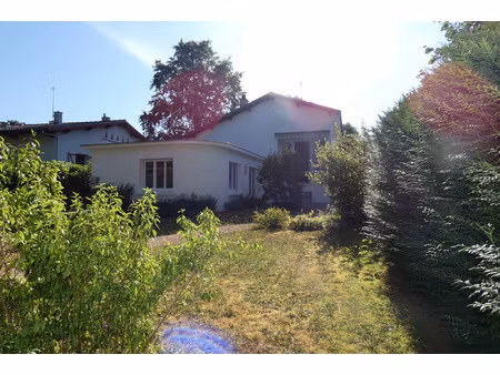 neris les bains belle maison de famille de 172 m2 avec parc