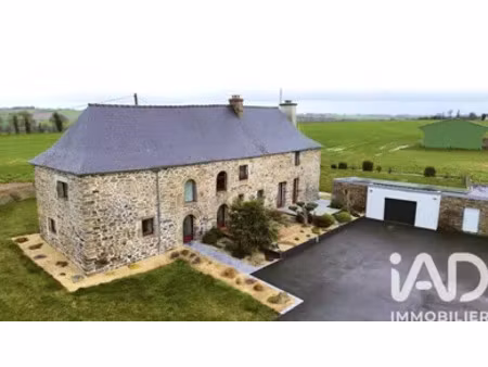 maison traditionnelle à plénée-jugon (22640)