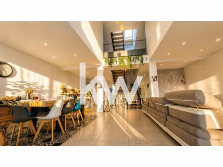vente : loft (203 m²) à saint paul en jarez