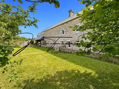 magnifique maison en pierre de 155 m² avec quatre chambres et 1 753 m² de terrain en zone 